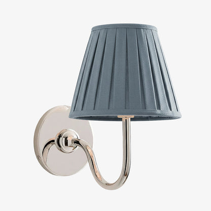 Wandlamp met Geplisseerde Stoffen Kap – Klassieke Verlichting voor Slaapkamer en Woonkamer