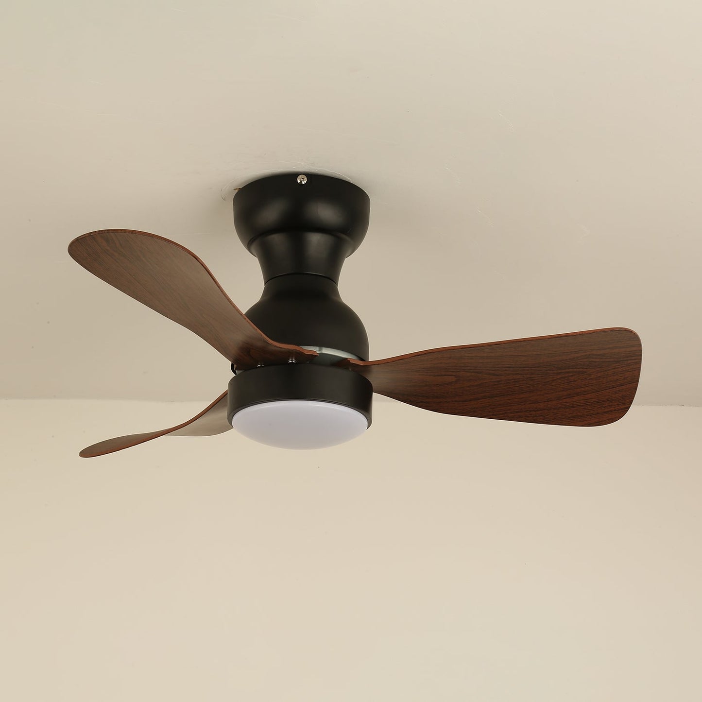 Moderne Plafondventilator met Verlichting Houtlook Diameter 70cm Stil Design met Afstandsbediening 6 Snelheden