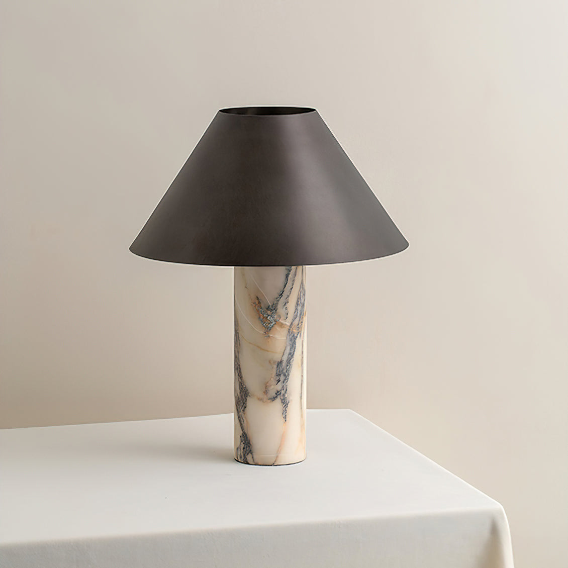 Marmeren Tafellamp met Zwarte Stoffen Kap — Natuursteen Voet Wit Marmer Textielkap — Decoratieve Verlichting voor Slaapkamer Woonkamer Bureau Nachtkastje