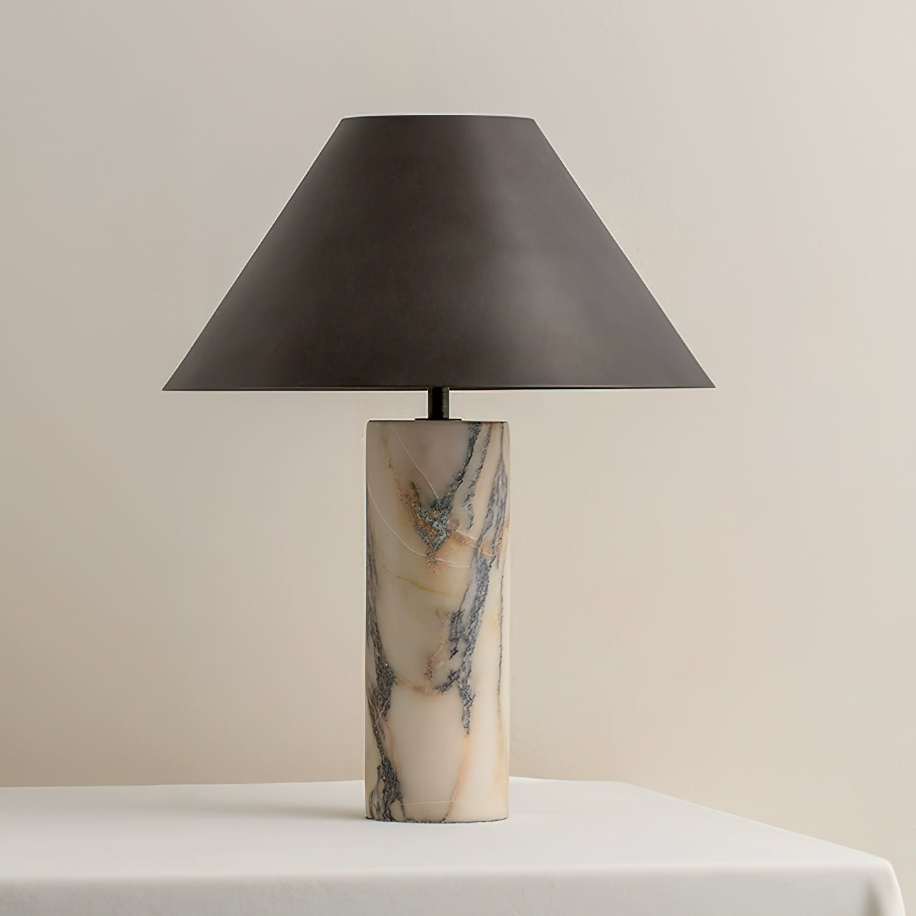Marmeren Tafellamp met Zwarte Stoffen Kap — Natuursteen Voet Wit Marmer Textielkap — Decoratieve Verlichting voor Slaapkamer Woonkamer Bureau Nachtkastje