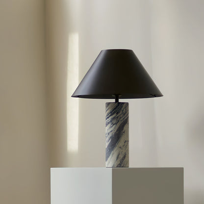 Marmeren Tafellamp met Zwarte Stoffen Kap — Natuursteen Voet Wit Marmer Textielkap — Decoratieve Verlichting voor Slaapkamer Woonkamer Bureau Nachtkastje