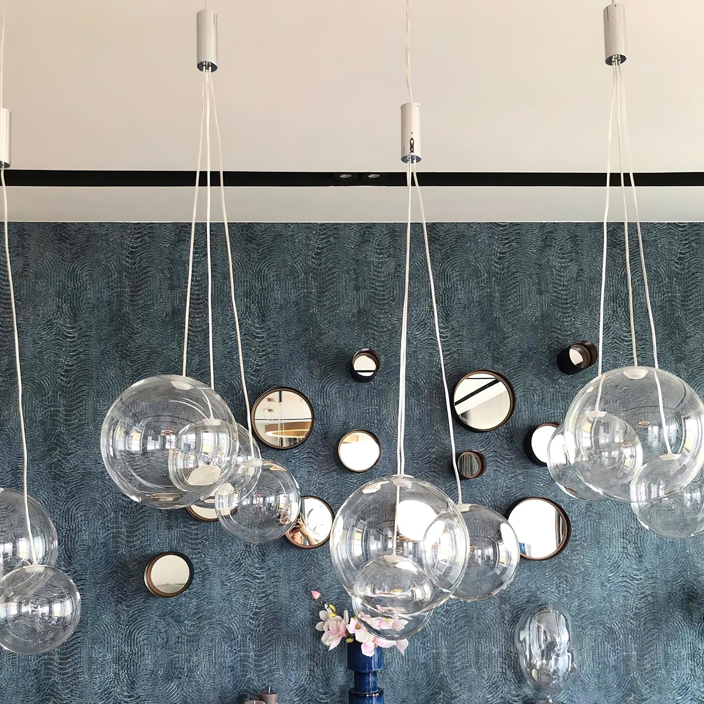 Glazen Hanglamp met Metalen Cluster Bellenbollen Moderne Verlichting