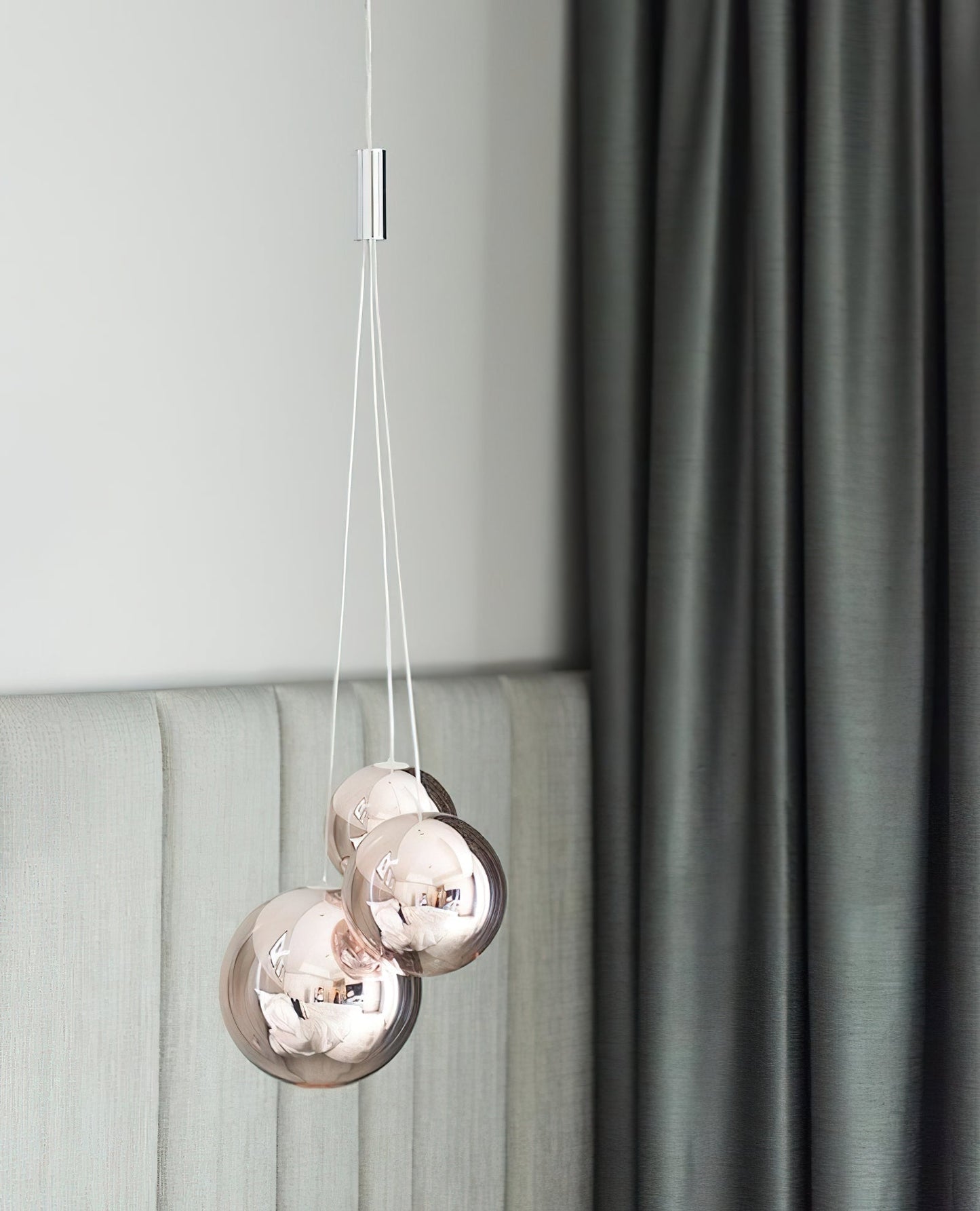 Glazen Hanglamp met Metalen Cluster Bellenbollen Moderne Verlichting