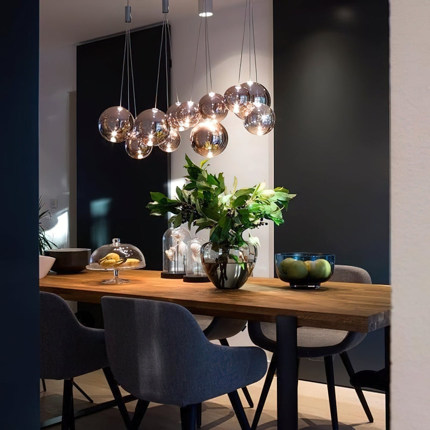 Glazen Hanglamp met Metalen Cluster Bellenbollen Moderne Verlichting