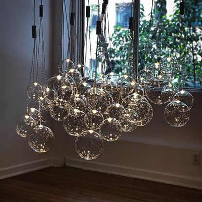Glazen Hanglamp met Metalen Cluster Bellenbollen Moderne Verlichting