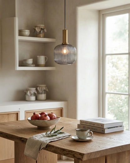 CLYDE Moderne Hanglamp met Gekleurde Glazen Kap – Scandinavisch Design voor Woonkamer & Eetkamer – E27 Fitting