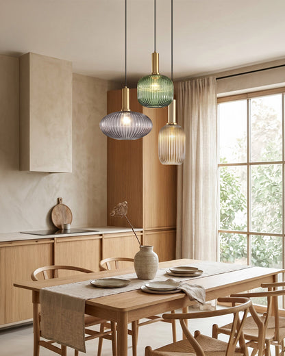 CLYDE Moderne Hanglamp met Gekleurde Glazen Kap – Scandinavisch Design voor Woonkamer & Eetkamer – E27 Fitting