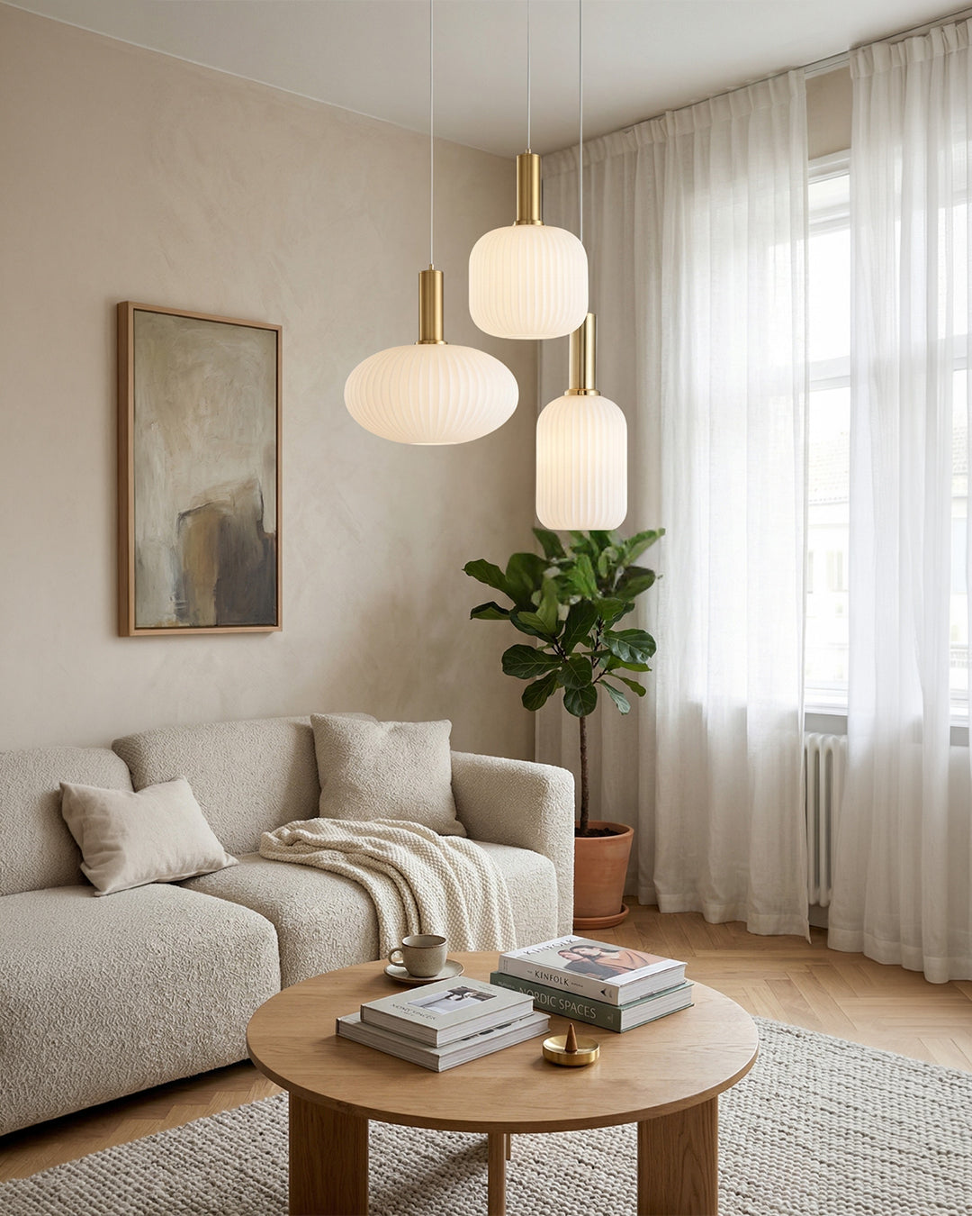 CLYDE Moderne Hanglamp met Gekleurde Glazen Kap – Scandinavisch Design voor Woonkamer & Eetkamer – E27 Fitting