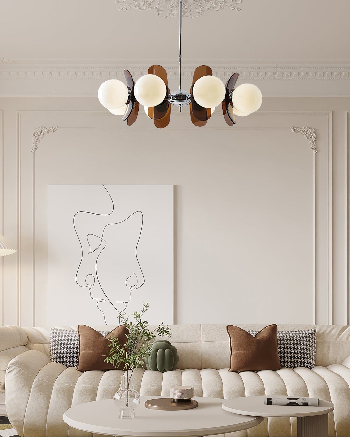 Moderne Sputnik Kroonluchter met Gekleurde Acryl Elementen en Witte Glazen Bollen – Design Hanglamp Meerdere Lichtpunten