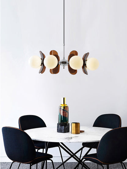 Moderne Sputnik Kroonluchter met Gekleurde Acryl Elementen en Witte Glazen Bollen – Design Hanglamp Meerdere Lichtpunten