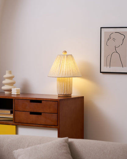 Retro Tafellamp met Geplooide Stoffen Kap – Warm Zacht Licht – Scandinavisch Minimalistisch Design voor Slaapkamer Woonkamer