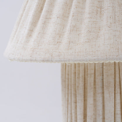 Retro Tafellamp met Geplooide Stoffen Kap – Warm Zacht Licht – Scandinavisch Minimalistisch Design voor Slaapkamer Woonkamer
