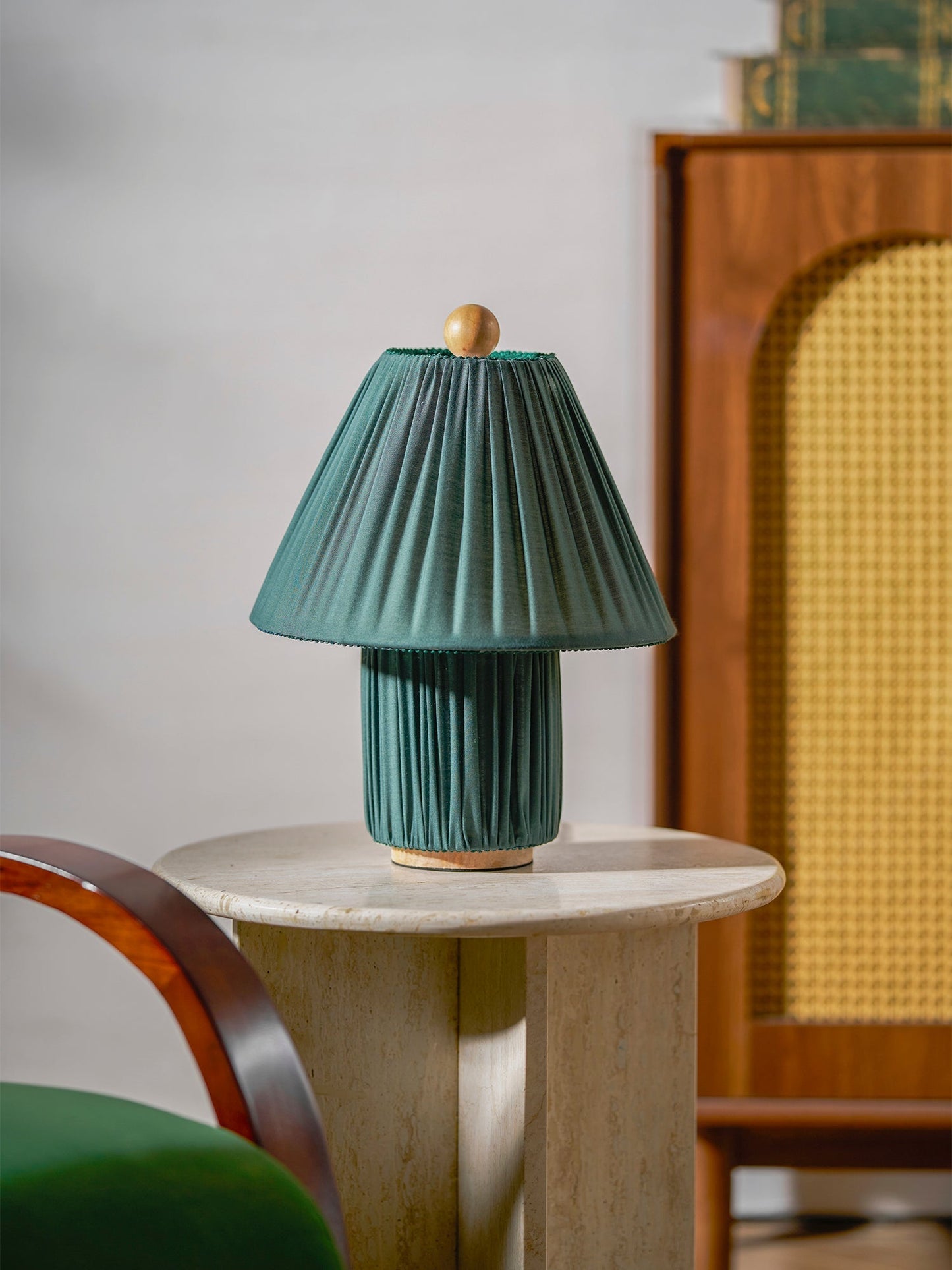 Retro Tafellamp met Geplooide Stoffen Kap – Warm Zacht Licht – Scandinavisch Minimalistisch Design voor Slaapkamer Woonkamer