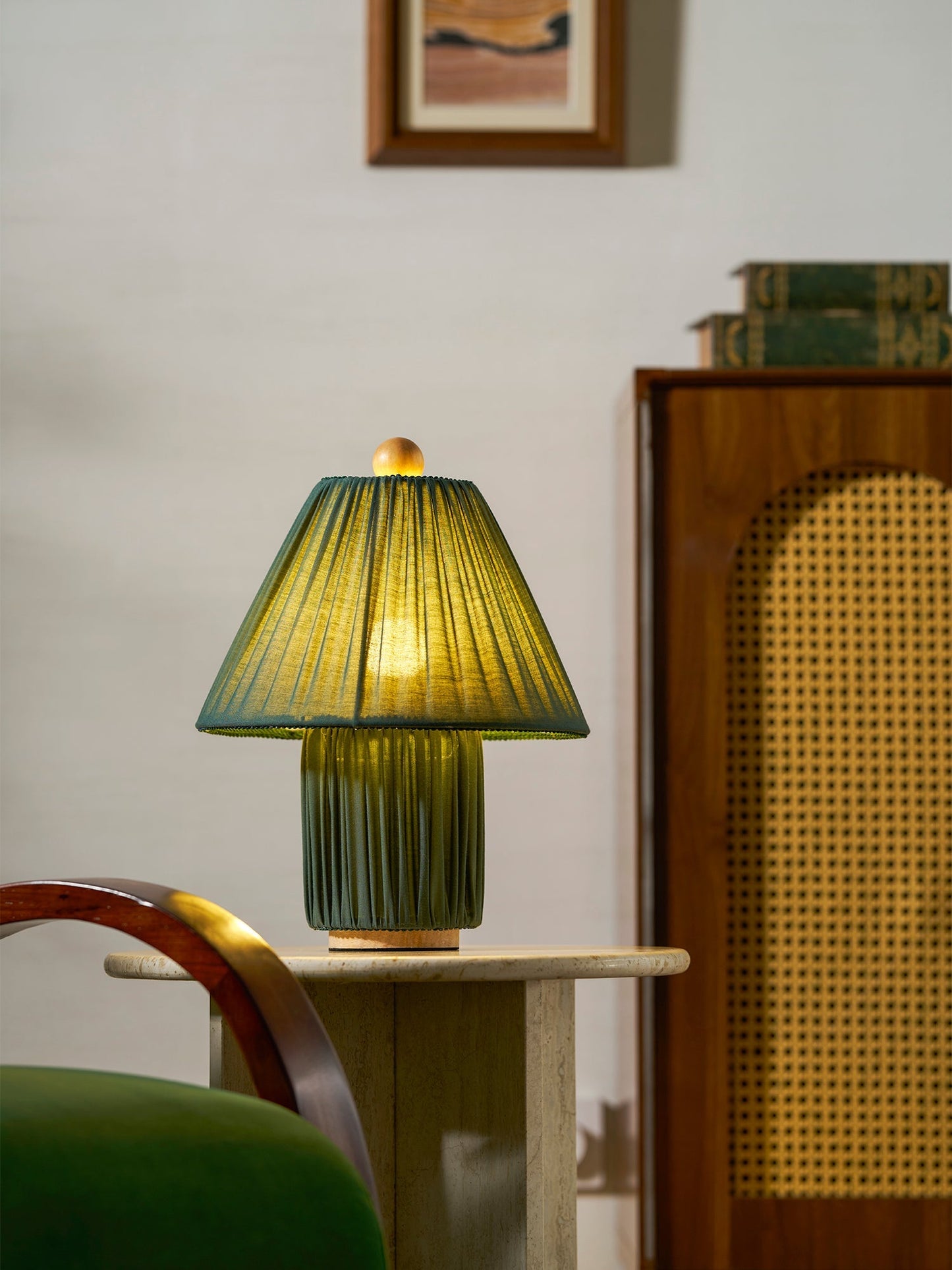 Retro Tafellamp met Geplooide Stoffen Kap – Warm Zacht Licht – Scandinavisch Minimalistisch Design voor Slaapkamer Woonkamer