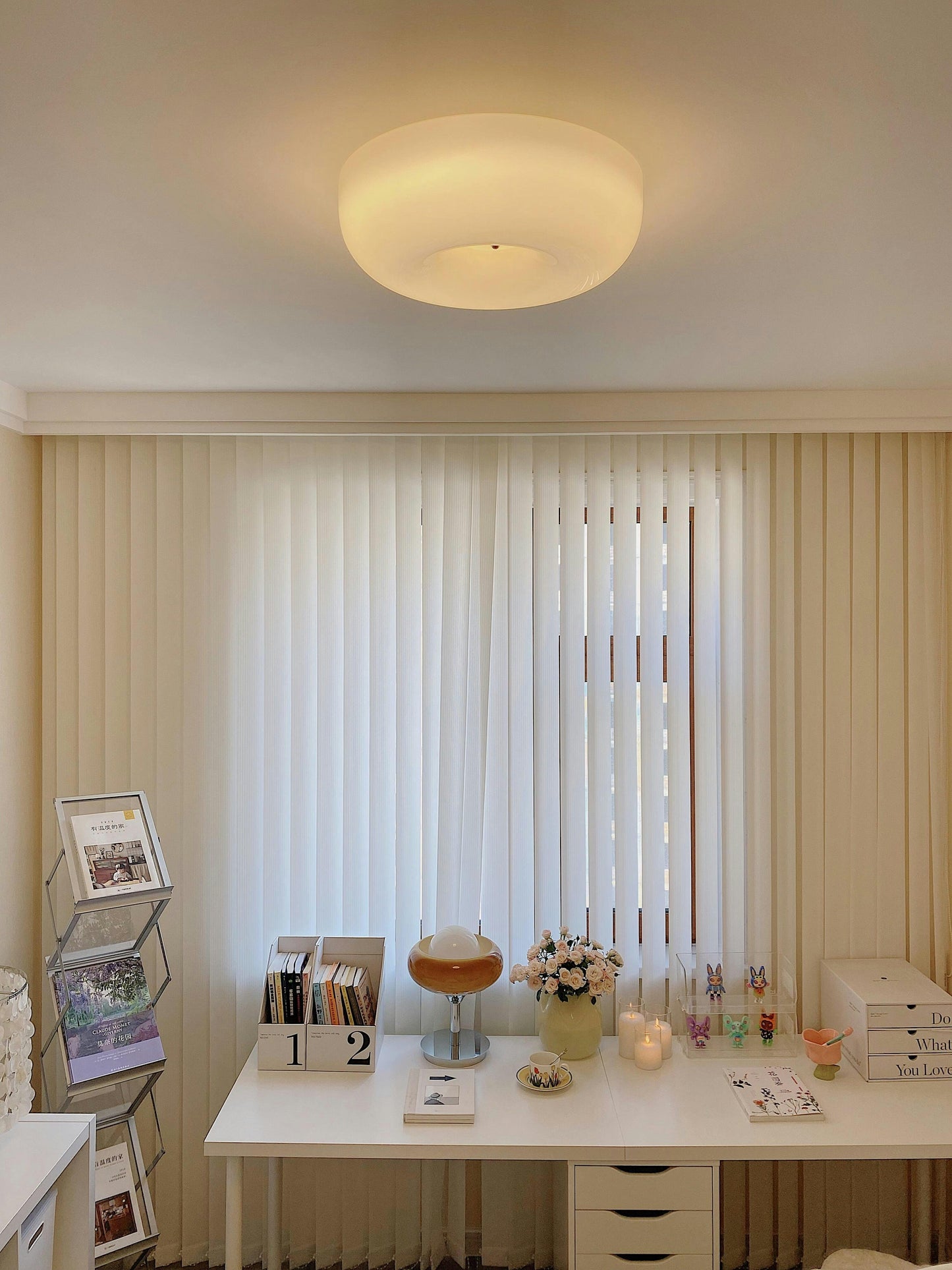 Plafondlamp Melkglas 32–46 cm | Glazen Bol met Zilveren Accent | Dimbare Plafondverlichting Warm Wit