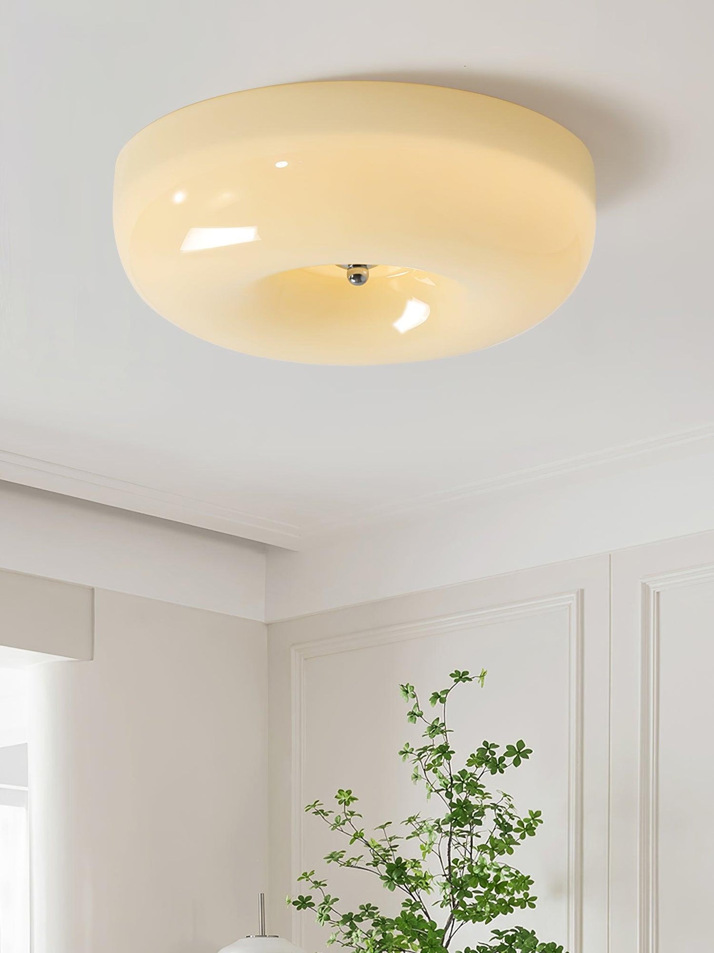 Plafondlamp Melkglas 32–46 cm | Glazen Bol met Zilveren Accent | Dimbare Plafondverlichting Warm Wit