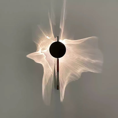 Kinetic Shadow Wandlamp Sculptuur met Verchroomde Schaduwprojectie