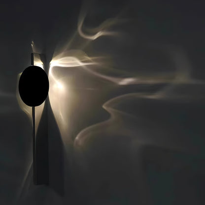 Kinetic Shadow Wandlamp Sculptuur met Verchroomde Schaduwprojectie