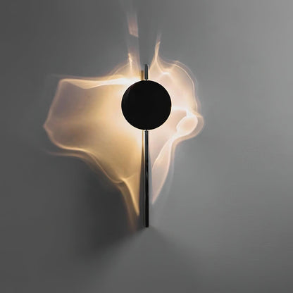 Kinetic Shadow Wandlamp Sculptuur met Verchroomde Schaduwprojectie