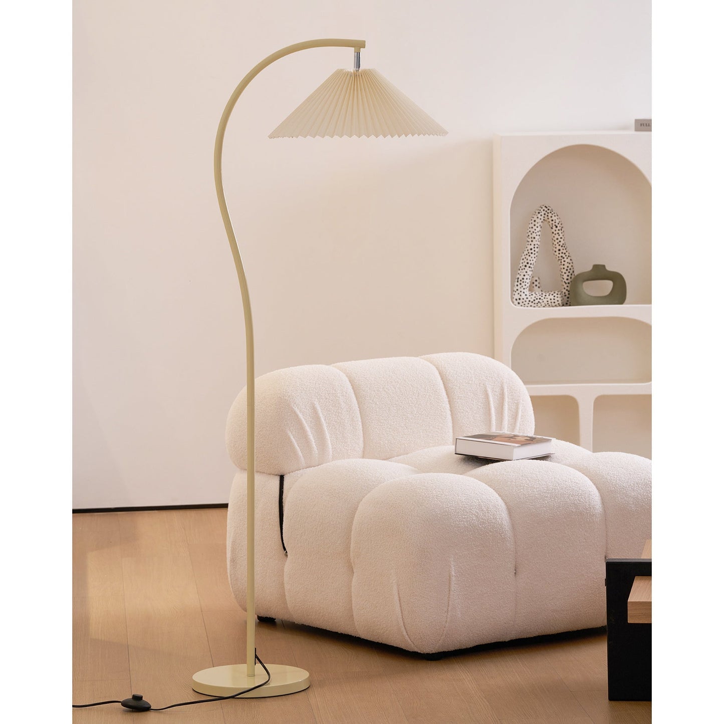 Geplooide Vloerlamp met Stoffen Kap – Modern Design Zwart Beige Groen Goud – 155cm Hoog E26/E27 – Dimbaar