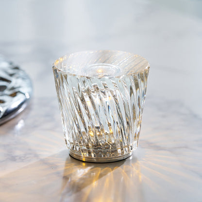 Diamant Kristal Tafellamp met Ingebouwde Accu – Draadloos & Dimbaar – Ø 8,2 cm × H 9 cm