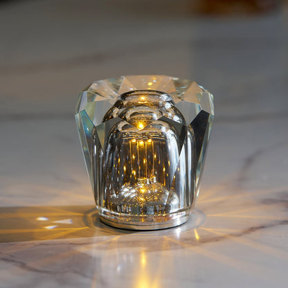 Diamant Kristal Tafellamp met Ingebouwde Accu – Draadloos & Dimbaar – Ø 8,2 cm × H 9 cm
