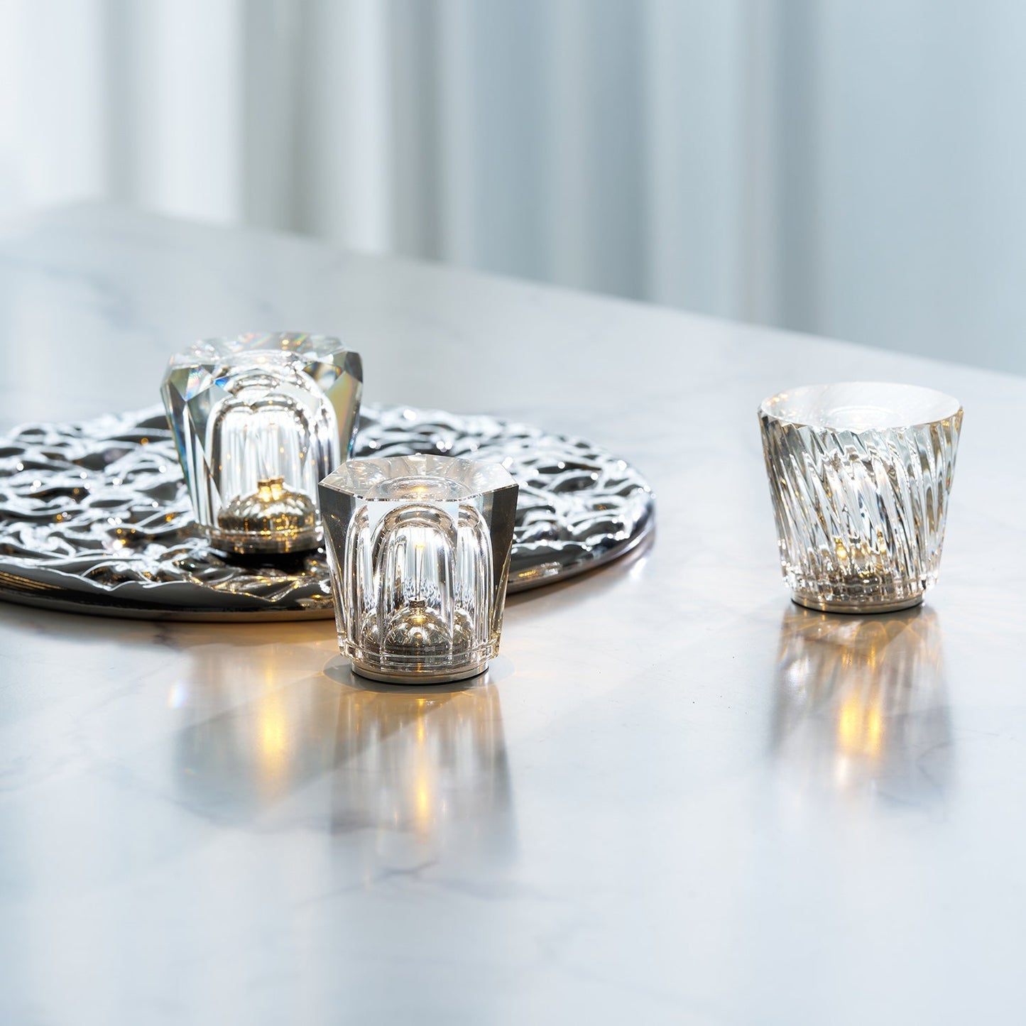 Diamant Kristal Tafellamp met Ingebouwde Accu – Draadloos & Dimbaar – Ø 8,2 cm × H 9 cm