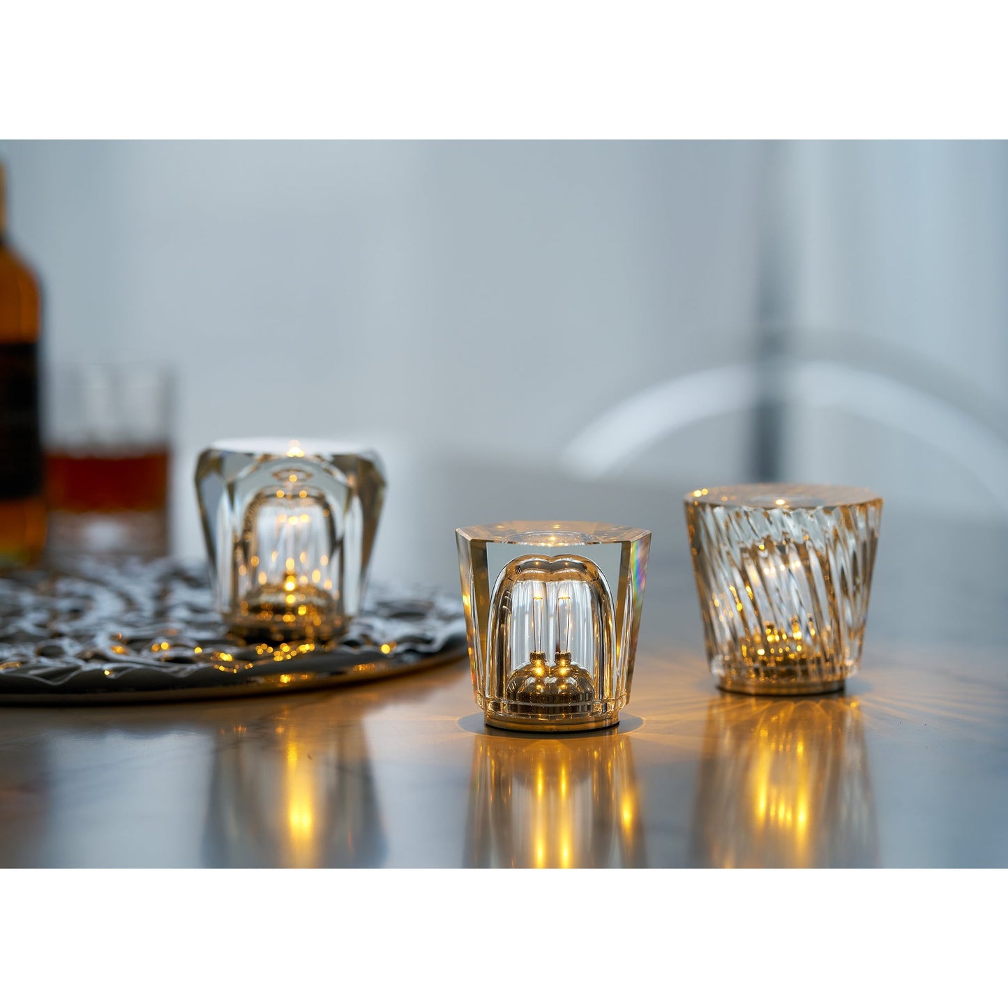 Diamant Kristal Tafellamp met Ingebouwde Accu – Draadloos & Dimbaar – Ø 8,2 cm × H 9 cm