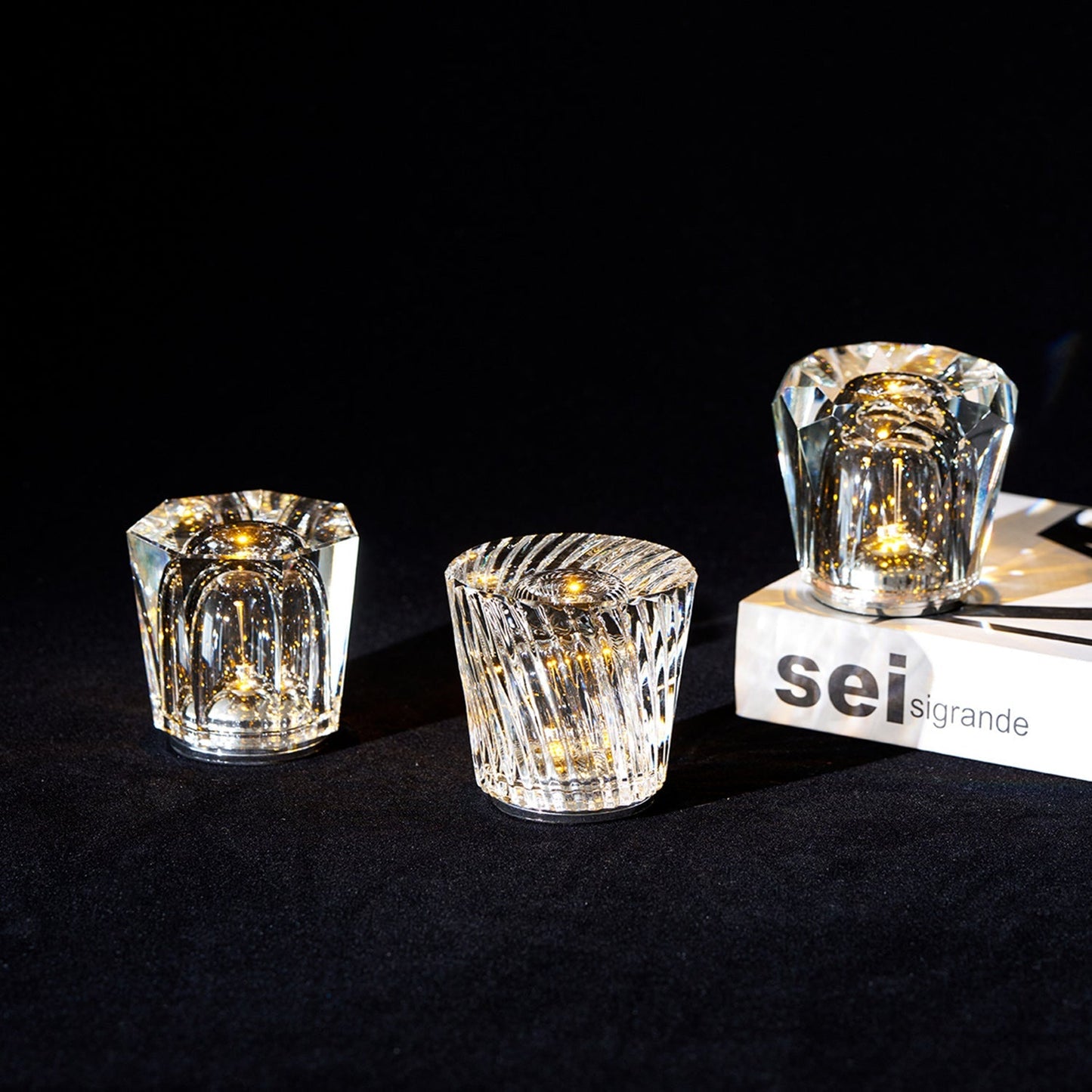Diamant Kristal Tafellamp met Ingebouwde Accu – Draadloos & Dimbaar – Ø 8,2 cm × H 9 cm