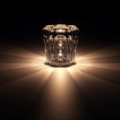 Diamant Kristal Tafellamp met Ingebouwde Accu – Draadloos & Dimbaar – Ø 8,2 cm × H 9 cm