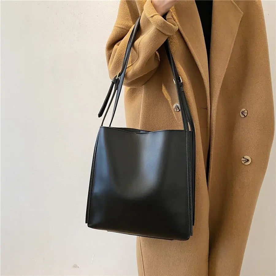 Leren Schoudertas Boxy Model met Dunne Schouderband