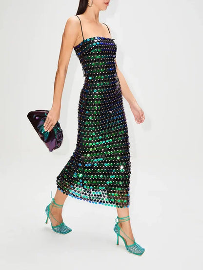 Elegante Avondjurk Lange Vrouwelijke Glamour Stijl