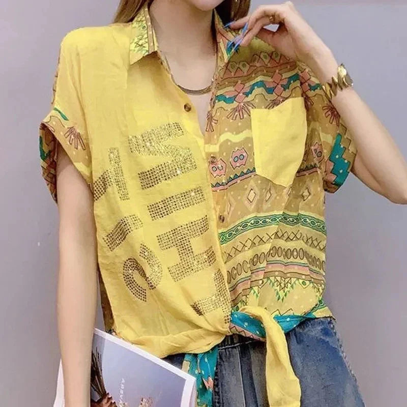 Vrouwelijke Zomerblouse Luchtige Elegantie