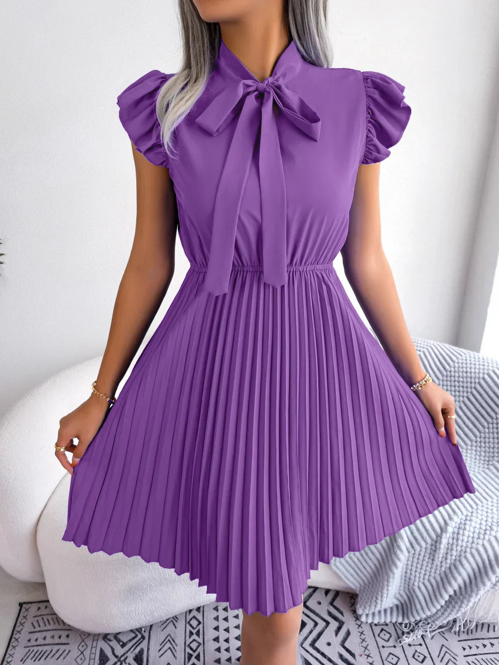Zomerjurk met Plooien en Strik Detail