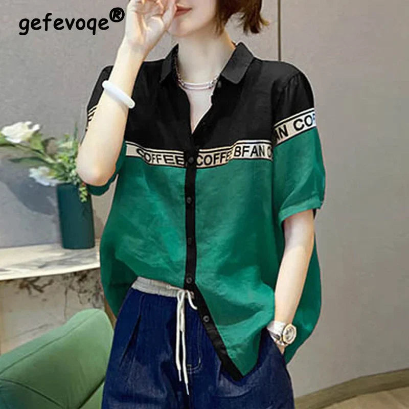 Kleurrijke Blouse met Letter Print en Patchwork Detail
