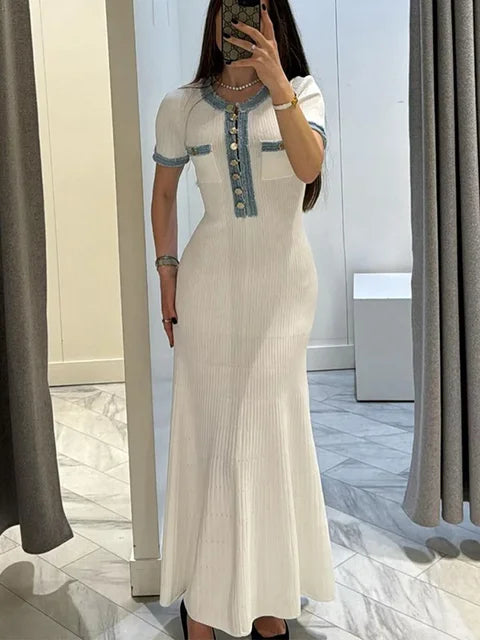 Lange Gebreide Jurk met Knoopsluiting Elegante Stijl - StudioMarella