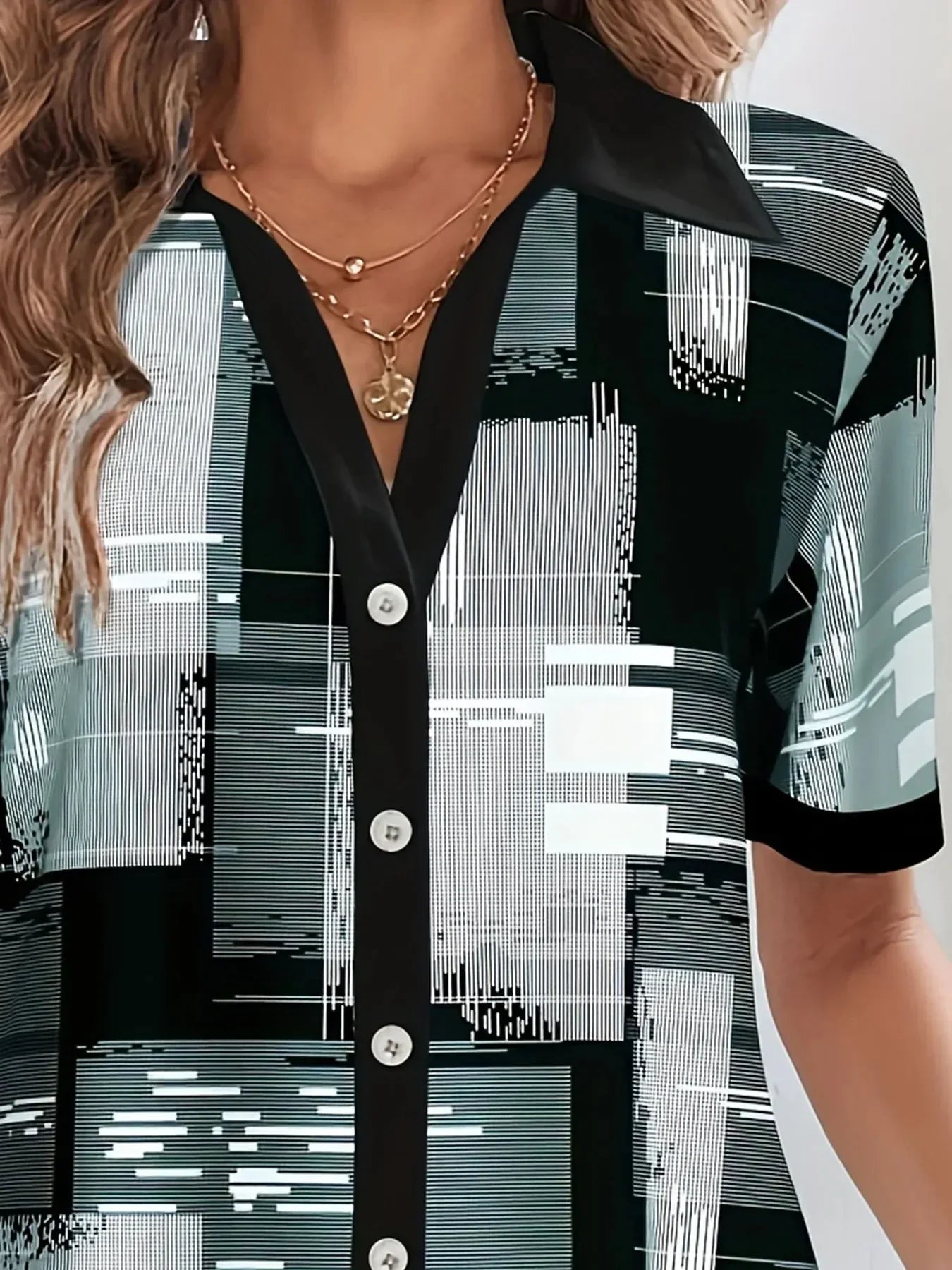 Vrouwelijke Blouse met Geometrische Print voor Lente