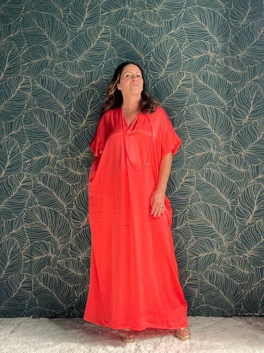 Vrouwelijke Zomerjurk Maxi Model met Korte Mouwen - StudioMarella