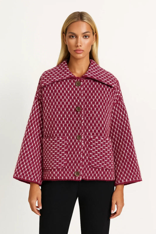 Damesjas Kort Boxy Model met Wijde Mouwen en Retroprint - StudioMarella