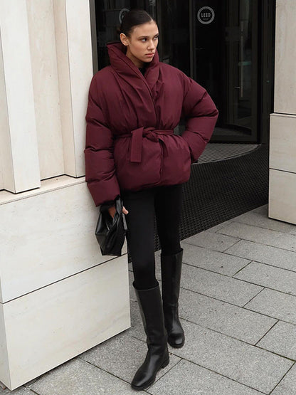 Dames Pufferjas Oversized met Ceintuur en Hoge Kraag - StudioMarella