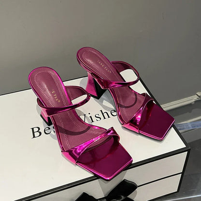 Zomers sandalen met Glijbanen en Bloemendesign