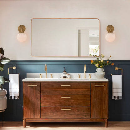 Art Deco Wandlamp met Bloemkap en Glazen Bol – Design Wandverlichting in Messing, Zwart of Nikkel voor Woonkamer en Badkamer