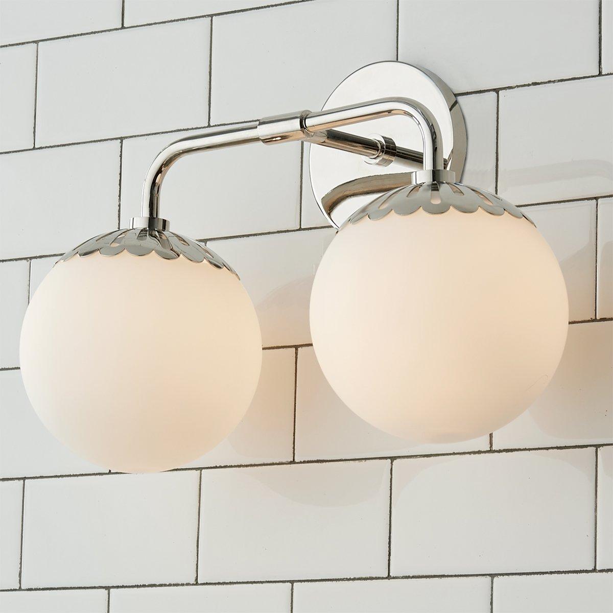 Art Deco Wandlamp met Bloemkap en Glazen Bol – Design Wandverlichting in Messing, Zwart of Nikkel voor Woonkamer en Badkamer