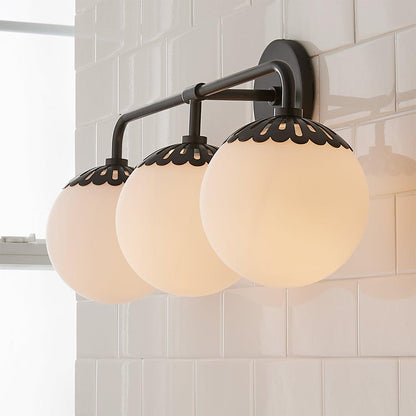 Art Deco Wandlamp met Bloemkap en Glazen Bol – Design Wandverlichting in Messing, Zwart of Nikkel voor Woonkamer en Badkamer