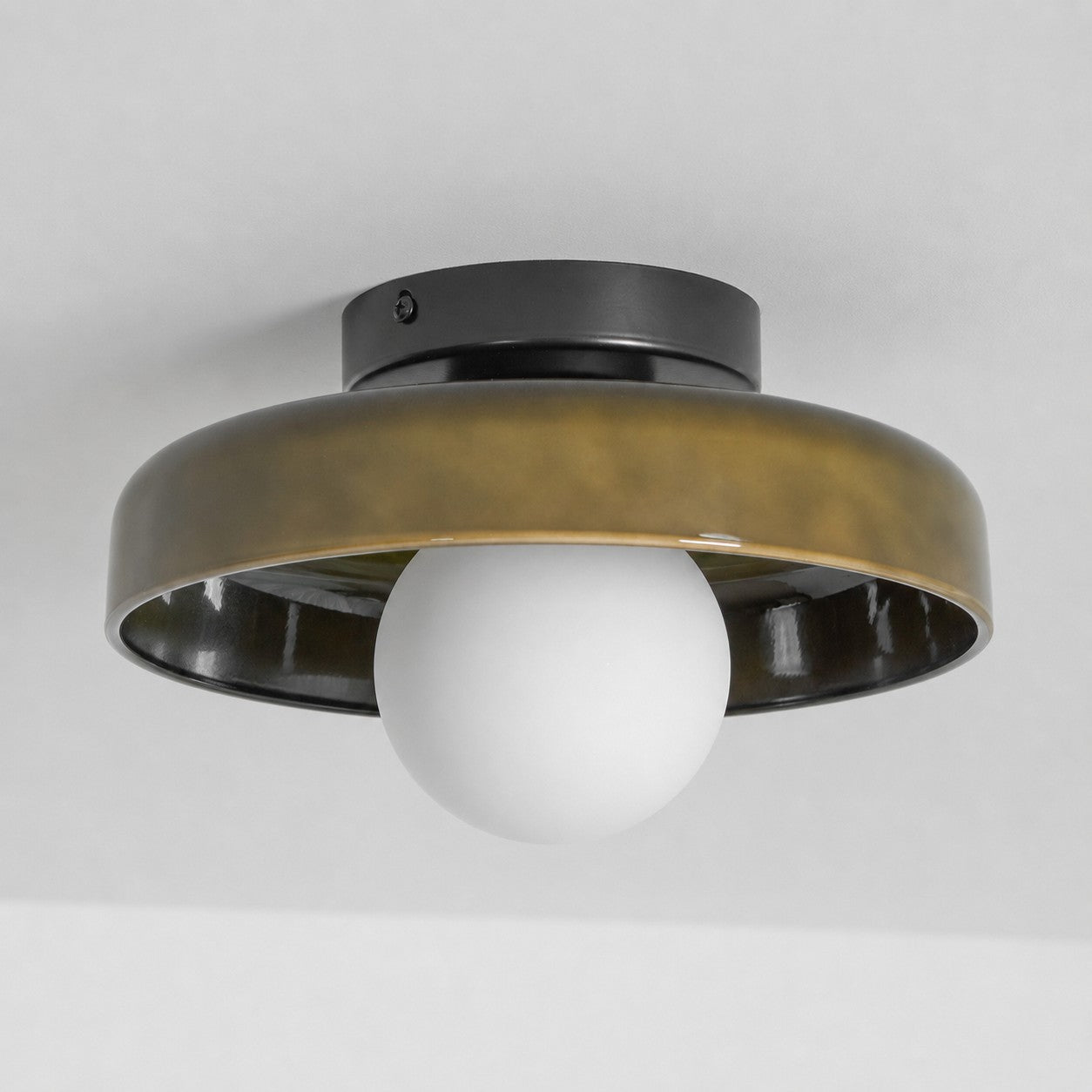 Disc Orb Plafondlamp – Moderne Glazen Lampenkap Rond Scandinavisch Design Messing Basis 3 Lichtpunten Warm Licht Woonkamer Slaapkamer Eetkamer