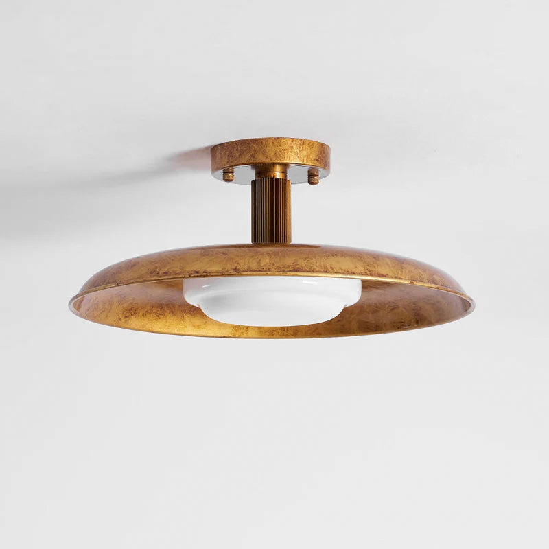 Plafondlamp met handgeblazen glazen kap en gestructureerde metalen rozet – warm sfeerlicht voor woonkamer, slaapkamer en entree