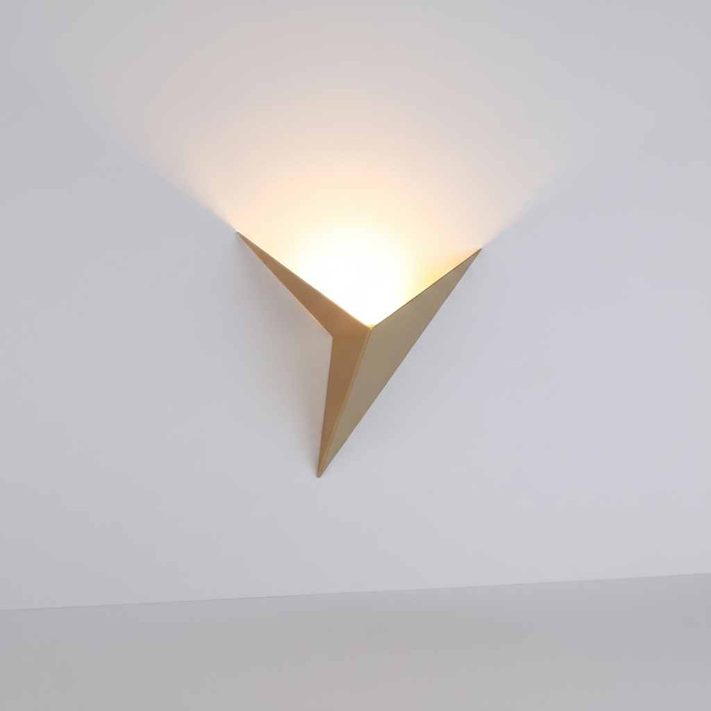 Wandlamp Driehoek LED IJzer Zwart Wit Goud Warm Koud Wit Woonkamer Slaapkamer Minimalistisch Wandlicht Scandinavisch