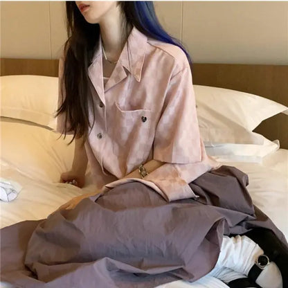 Groene Blouse Geruit Vrouwelijk Model