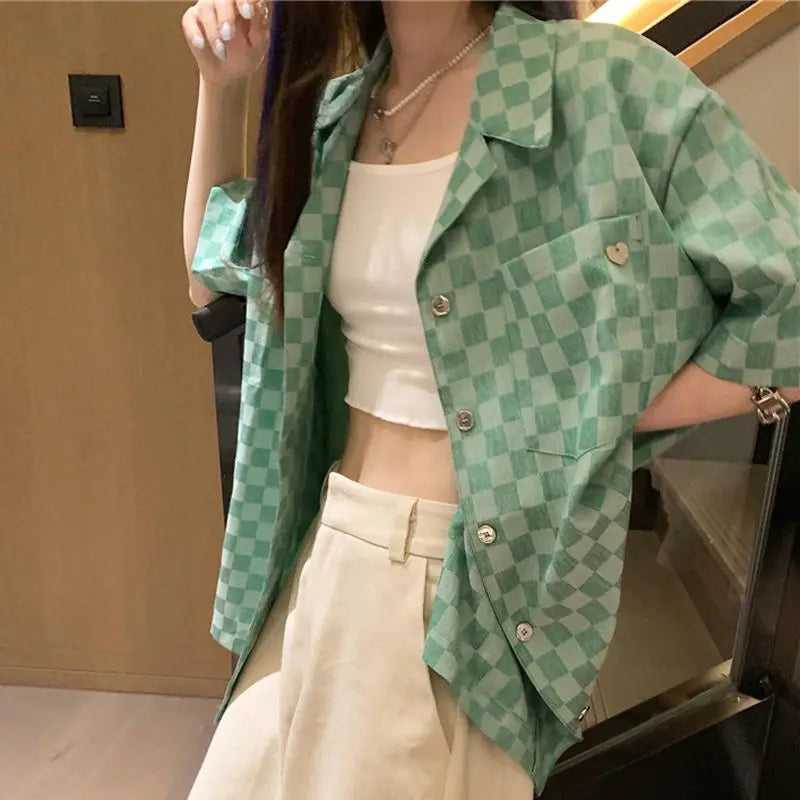 Groene Blouse Geruit Vrouwelijk Model