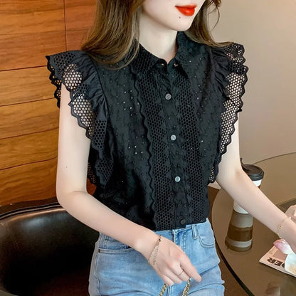Vrouwen Blouse met Knoopdetails en Borduurwerk Zomerse Stijl